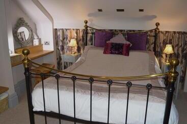 Bed and Breakfast King William Guest House