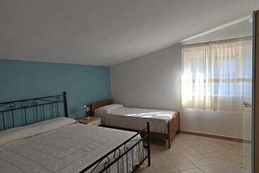 هتل آپارتمان Case Vacanza Da Domingo