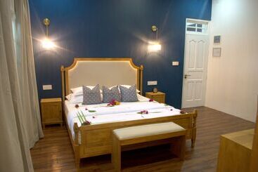 پانسیون Athirige Boutique House