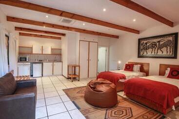 پانسیون Sonneneck Guesthouse