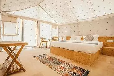 リゾートホテル Madrid Desert Camp Jaisalmer