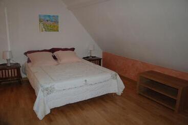 مبيت وإفطار Chambres D'hôtes Les Coquelicots