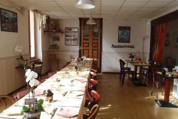 בית מלון כפרי Hôtel Restaurant De L île