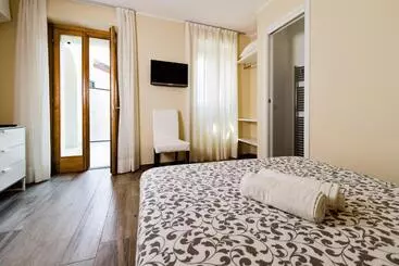 Pensió Andirivieni Bellagio Guest House