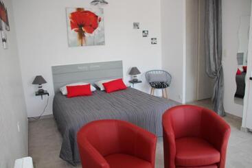 민박 La Libaudiere