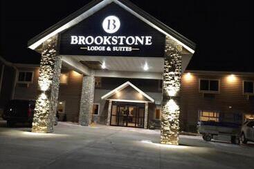 Hotel Brookstone Lodge & Suites