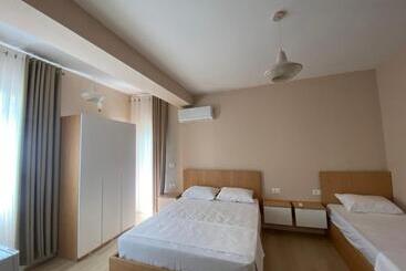 Hotel Saranda Rooms