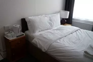Bed and Breakfast Bow Guest House