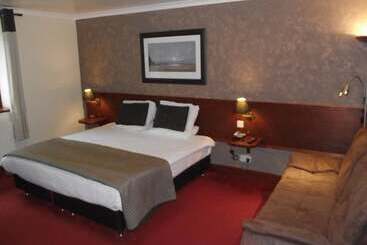 Hotel Dalgarven House