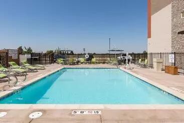 Hotelli Holiday Inn Express Visalia Sequoia Gateway Area, An Ihg