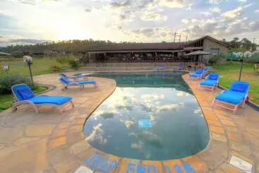 هتل Naivasha Kongoni Lodge   Lakefront Getaway