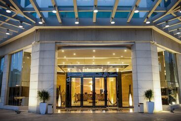 בית מלון כפרי Royale Signature