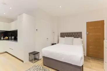 آپارتمان‌های توریست‌ها Leicester Square One