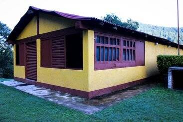 주택 Los Vagones Cabañas Restaurante Bar