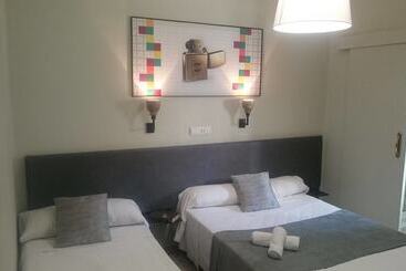 پانسیون Nwt Central Station Valencia