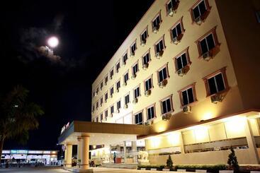 בית מלון כפרי Aviari