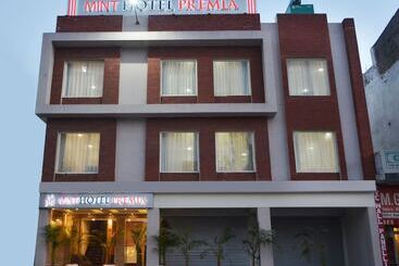 Mint Hotel Premia Chandigarh, Zirakpur