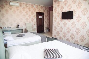 هتل & Fitness Center Mandarin