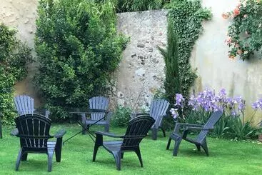Bed and Breakfast La Maison Jeanne D Arc