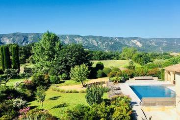 Bed & Breakfast Nulle Part Ailleurs