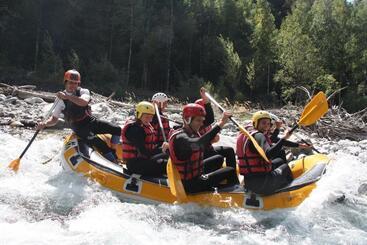 בית מלון כפרי Yak Avenir