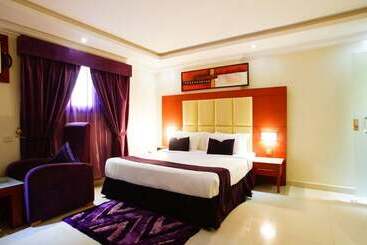 Hotel Almuhaidb Tahliya Olaya