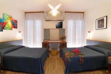 هتل Bertha Fronte Mare