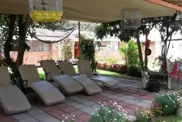 Hotel Hostal El Parque Tababela