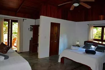 Aamiaismajoitus (B&B) Indigo Yoga Surf Resort