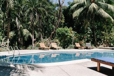 민박 Star Mountain Jungle Lodge   Mal Pais, Santa Teresa