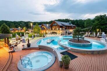 Hotel Avalon Resort & Spa