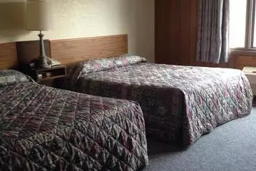 ホテル Oneida Village Inn