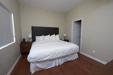 Wasaga Riverdocks Hotel Suites
