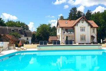 Hotel Palatul Brukenthal Avrig