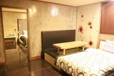 Hotel Nyxfox