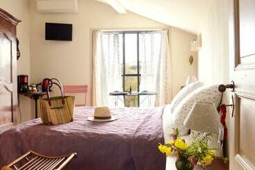 مبيت وإفطار Chez L Antiquaire