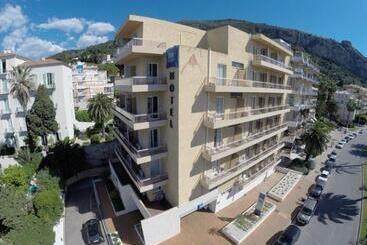 Hotel Ibis Budget Menton Bord De Mer