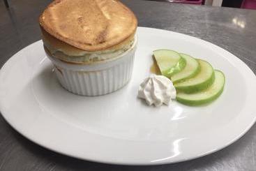 ベッドアンドブレックファースト Auberge De Vazerat