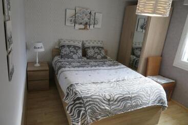 住宿加早餐 Chambres D'hotes La Maison Neuve