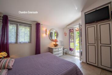 مبيت وإفطار Le Joyau Du Golfe De St Tropez