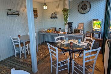 Logis Hotel La Tourelle Du Beffroi