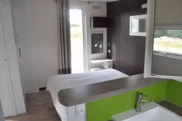 تختخواب و صبحانه Les Pierres D Aurèle Chambres D Hôtes