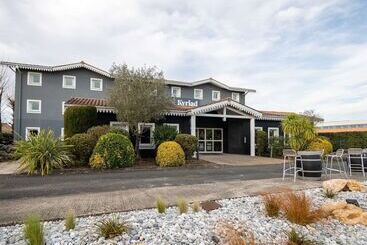 ホテル Kyriad Bordeaux Sud  Villenave D Ornon