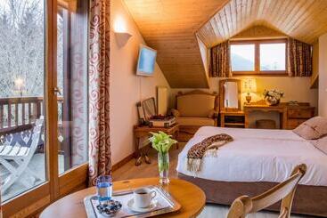 Hotel L Ancolie Chalet Du Lac