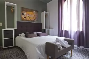 Hotel Le 126