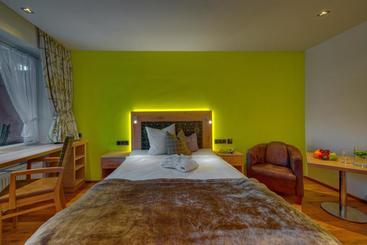 Отель Diana Naturpark