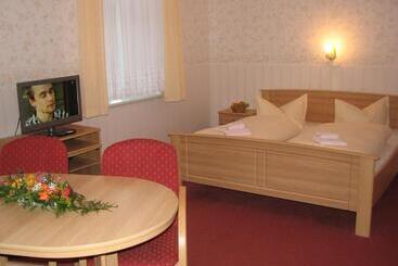 호텔 Garni Dekorahaus