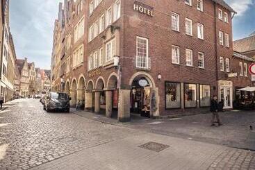 هتل Busche Am Dom