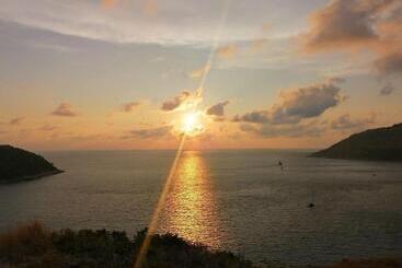 호텔 Naiharn Beach Resort Sha Plus Extra