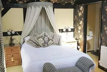 The Old Priory B&b